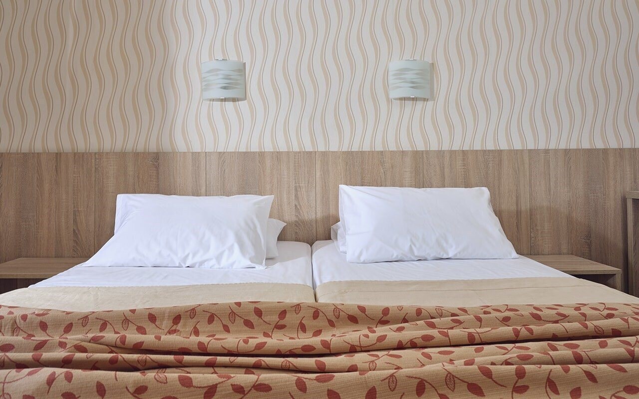 Территория Commodore Hotel 3*