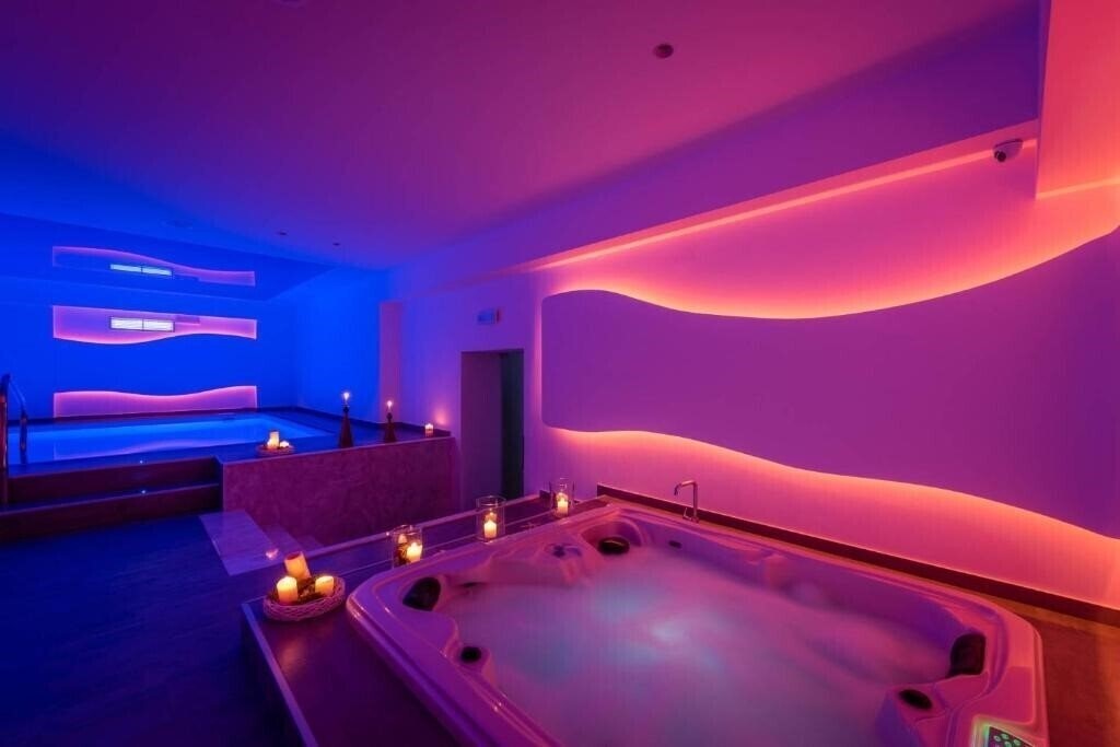 Фотография Mediterranean Beach Resort & SPA 5*