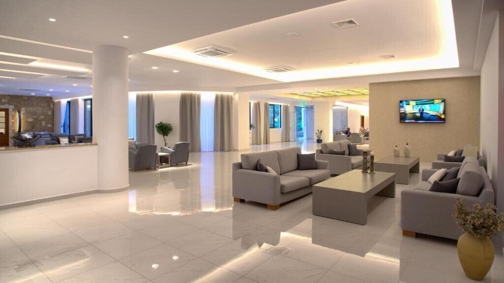 Картинка Mediterranean Beach Resort & SPA 5*