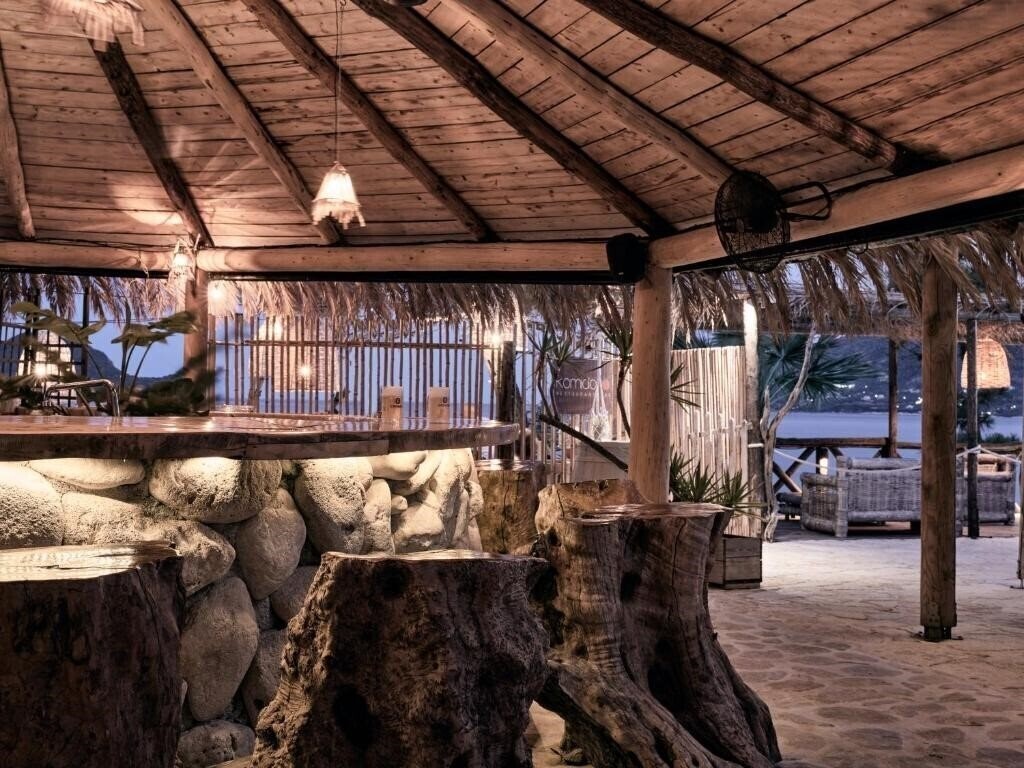 Апартаменти Gloria Maris Hotel Suites & Villas 4*