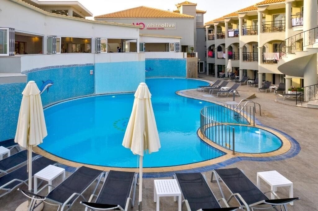 Апартаменты White Olive Premium Laganas 4*