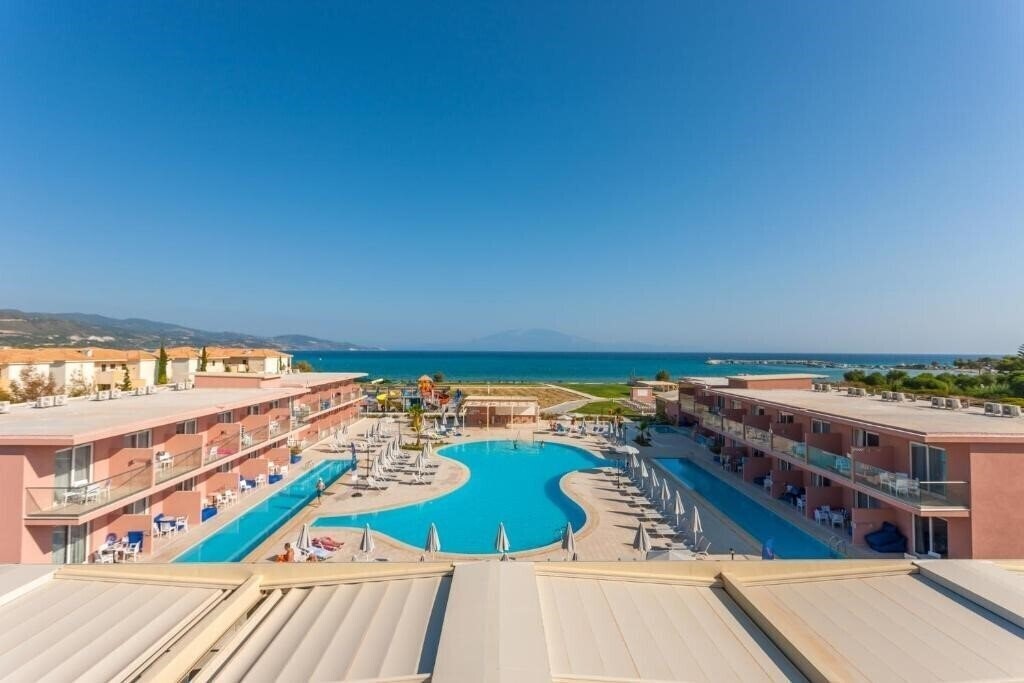 Отель Alykanas Village Hotel 4*