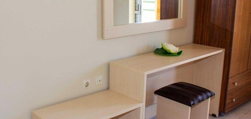 Вид Dennis Studios 1*