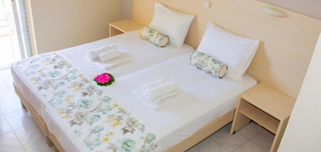 Територія Dennis Studios 1*