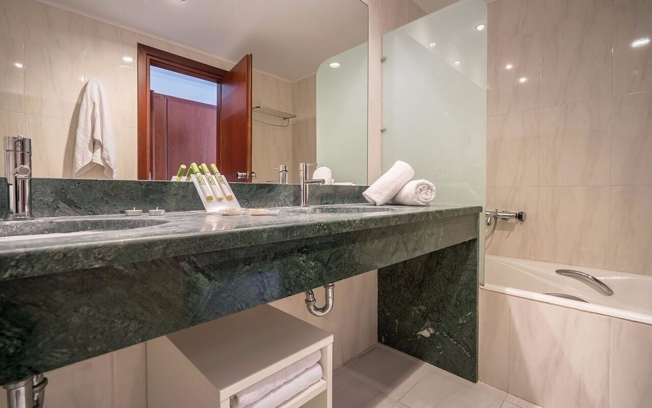 Картинка Galaxy Beach Resort BW Premier Collection 5*