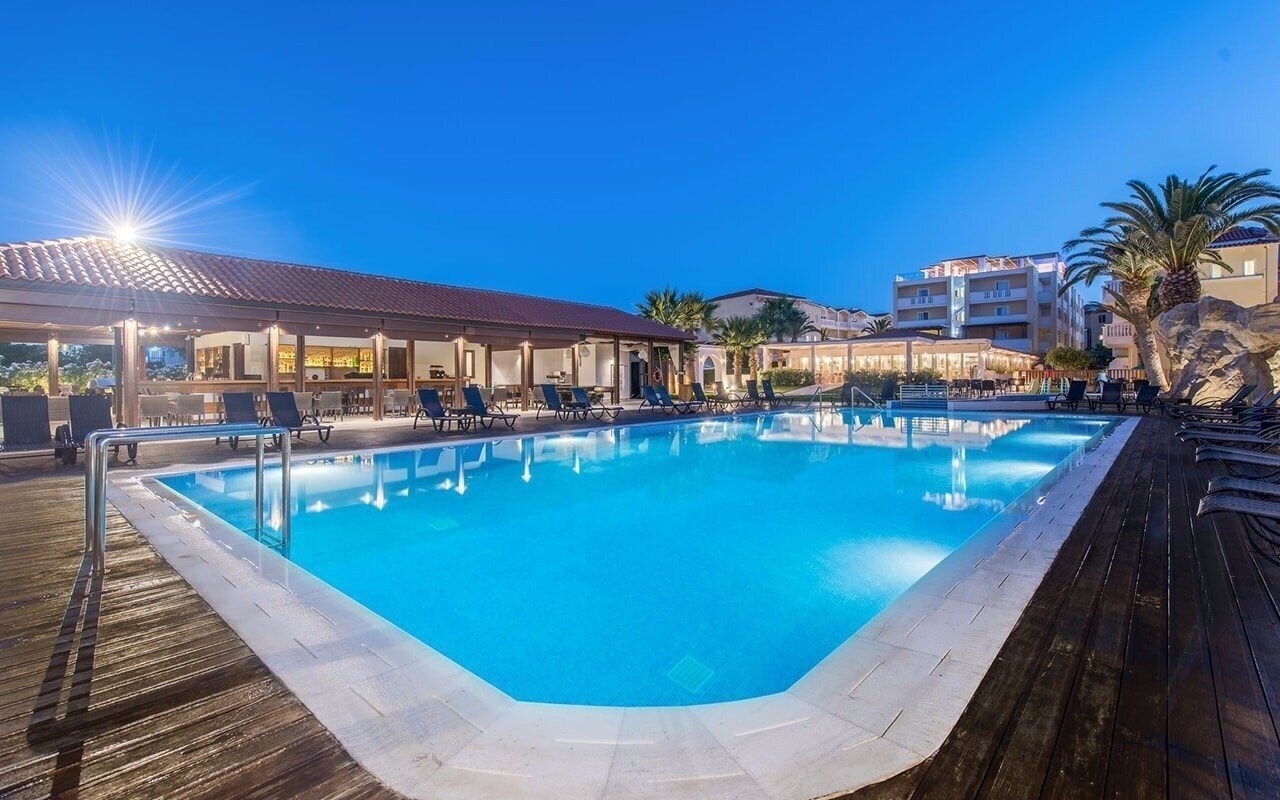 Отель Galaxy Beach Resort BW Premier Collection 5*