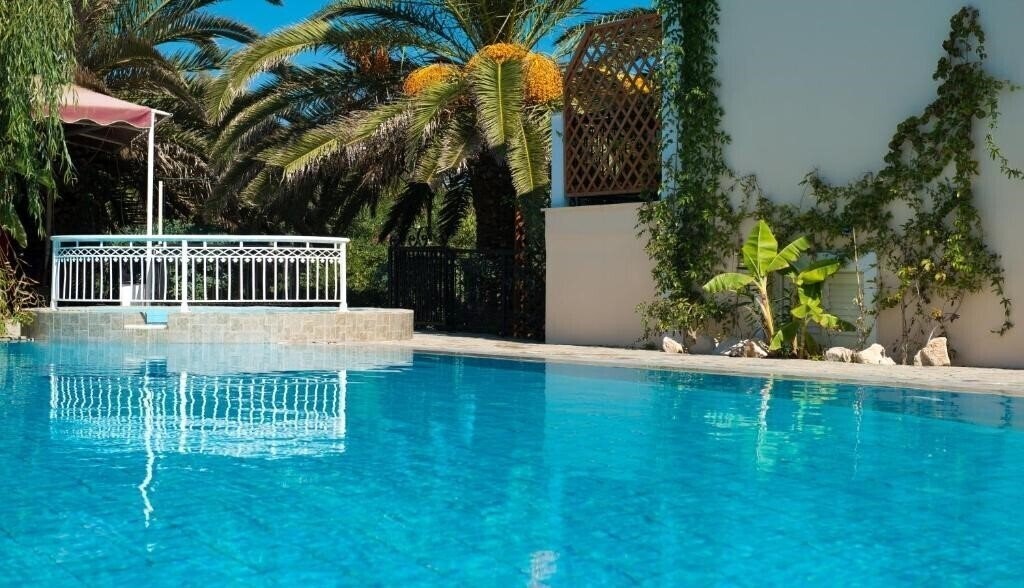 Апартаменты California Beach 4*