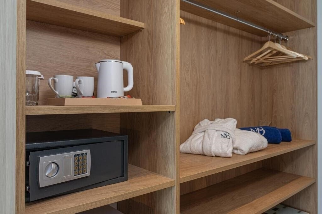 Апартаменты Mirage Bleu Resort 5*