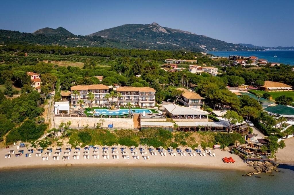 Територія Koukis Holiday Club (ex. Koukis Beach, Koukis Club) 4*