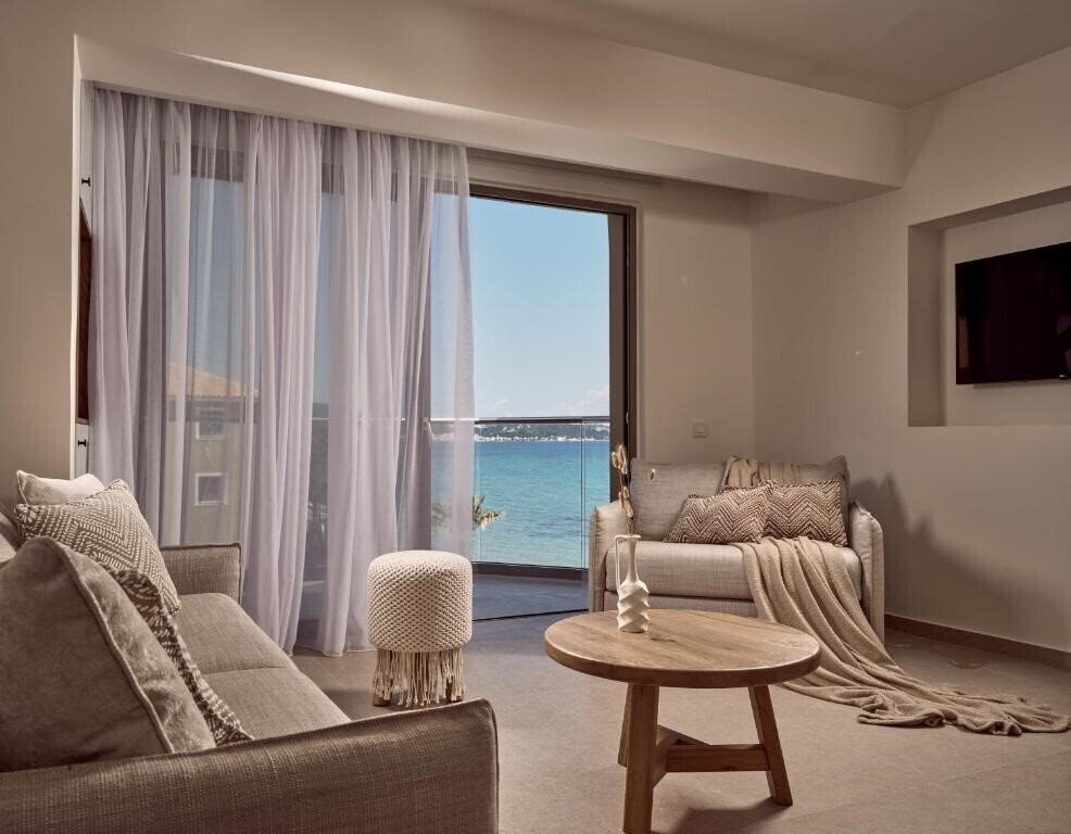 Вид Windmill Bay Aparthotel 4*