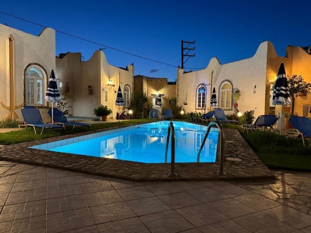 Территория Konaki Appartments 4*