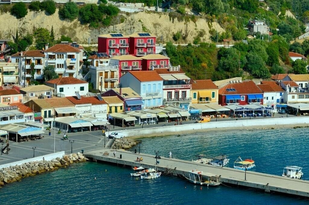 Панорама Acrothea Hotel Apartments 3*