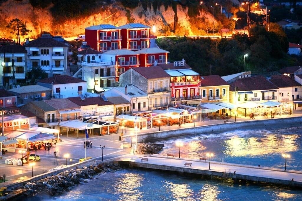 Фото Acrothea Hotel Apartments 3*