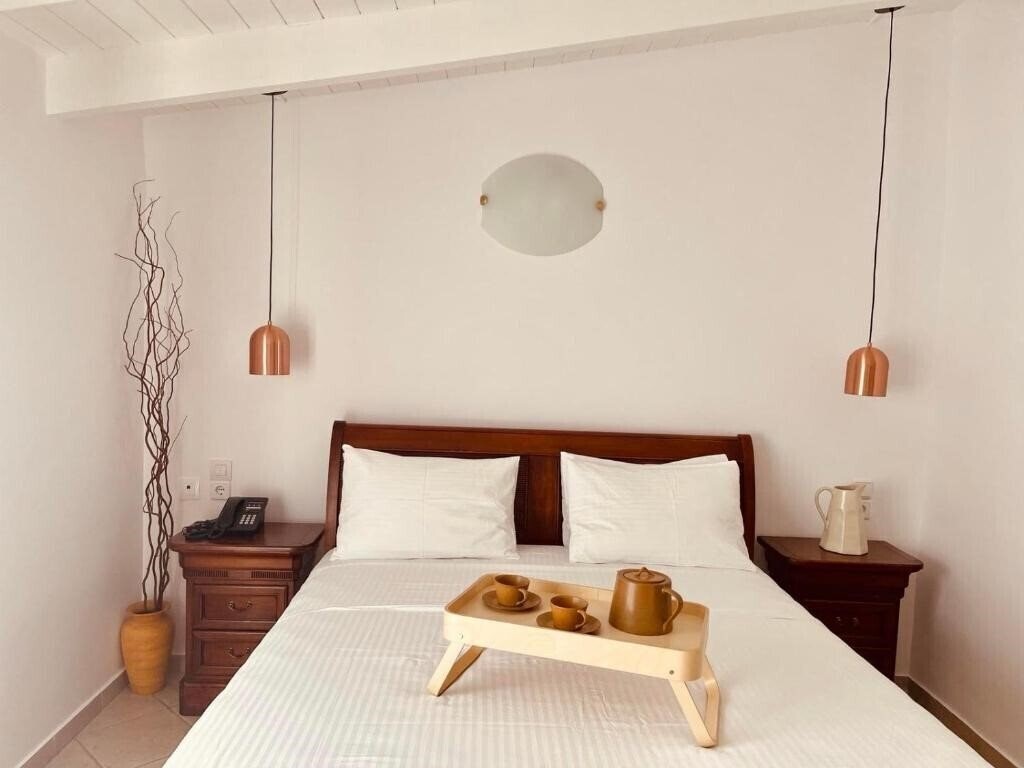 Територія Acropol 2*