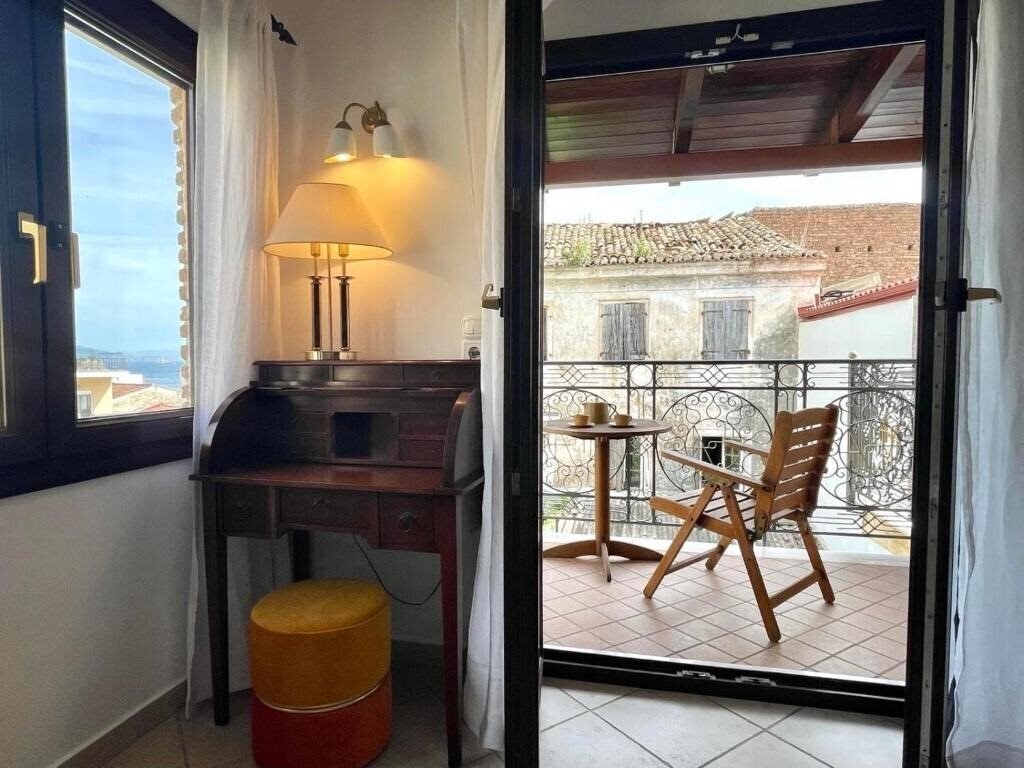 Панорама Acropol 2*