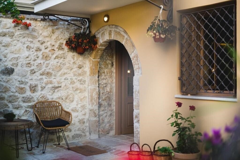 Панорама The Well Parga  Luxury 4*