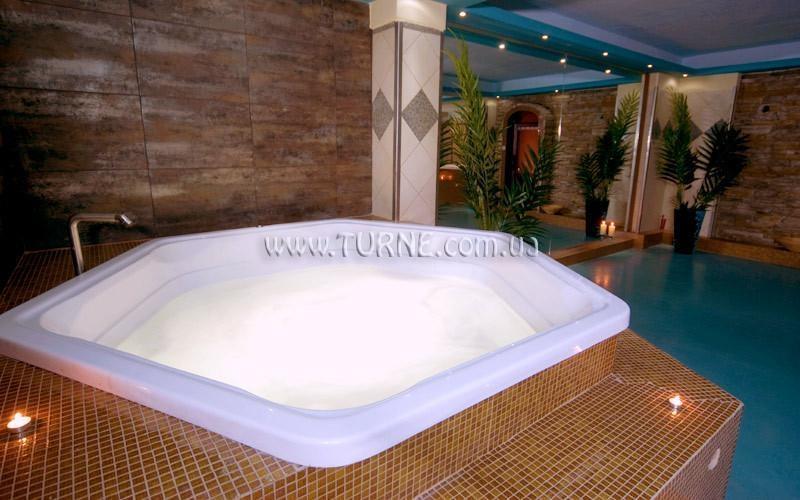 Вид Gaia Kaimaktsalan Hotel 3*