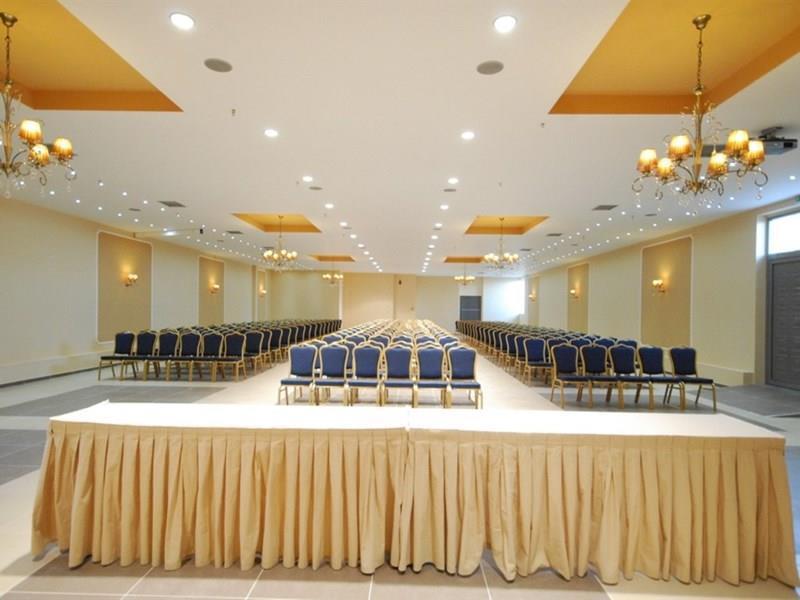 Территория 4 Epoxes Hotel SPA 3*