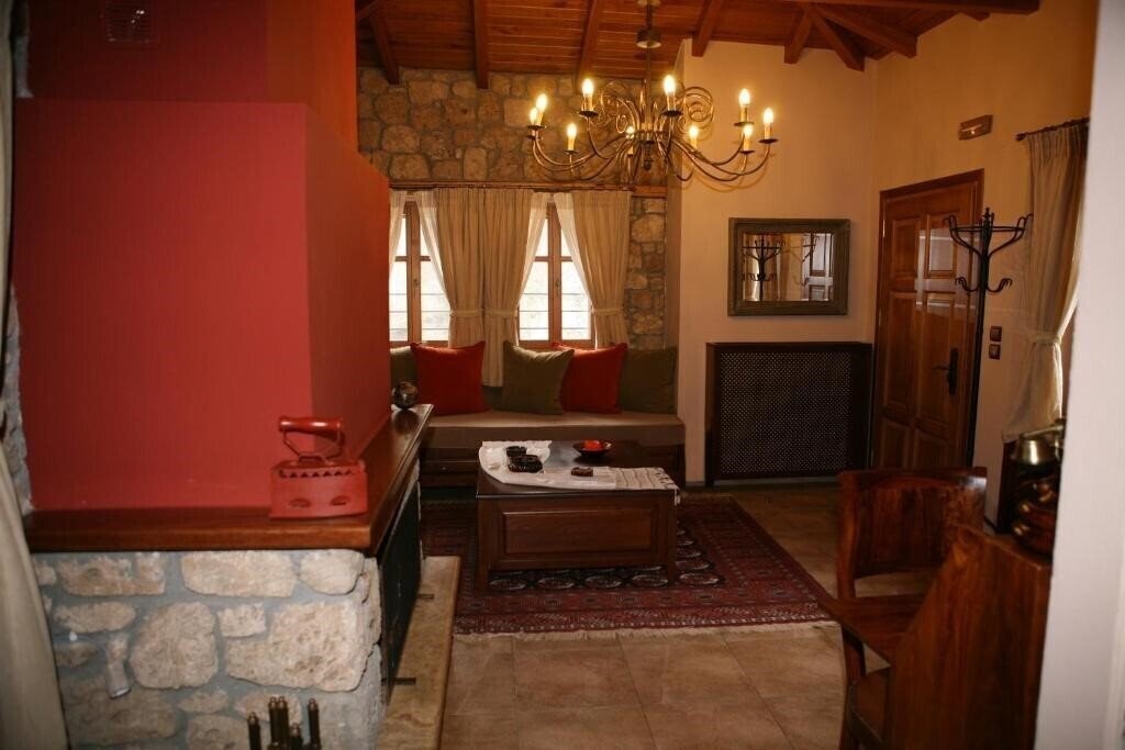 Апартаменти Roes Suites 3*