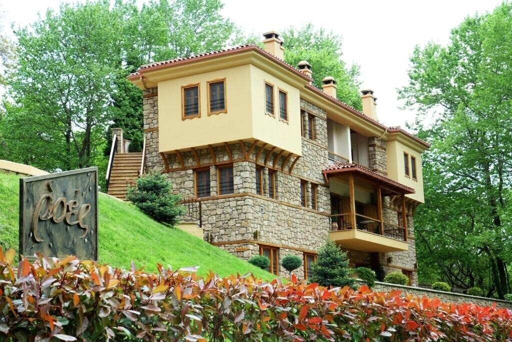 Панорама Roes Suites 3*