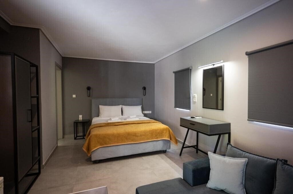 Территория Kaiafas Lake Hotel 3*