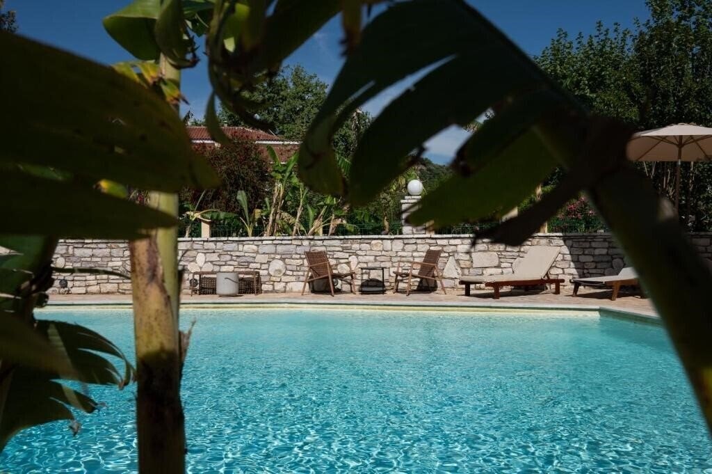 Апартаменты Kaiafas Lake Hotel 3*