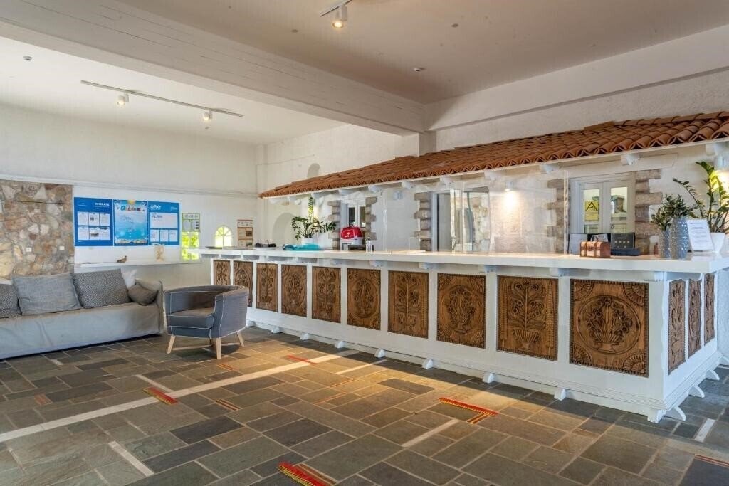 Картинка Sunrise Village Beach Hotel 4*