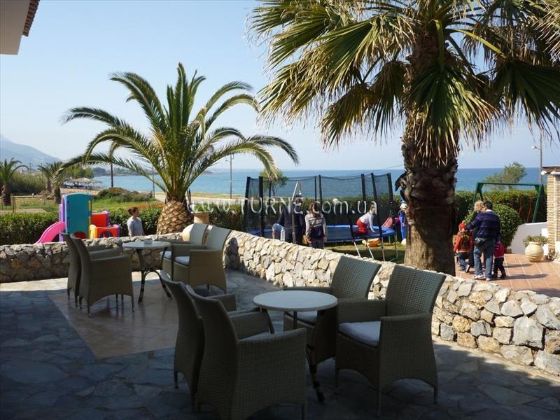 Апартаменти Oasis Messinia Hotel 3*