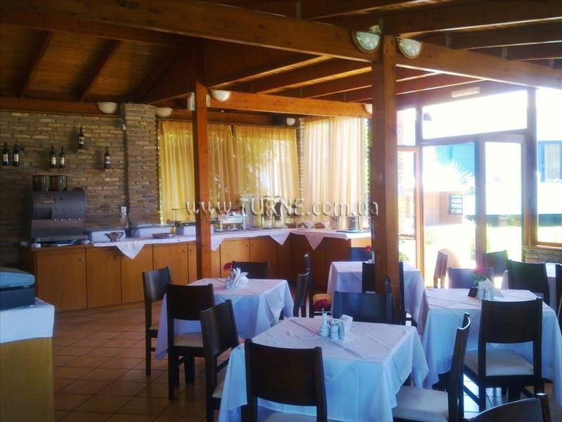 Вид Oasis Messinia Hotel 3*