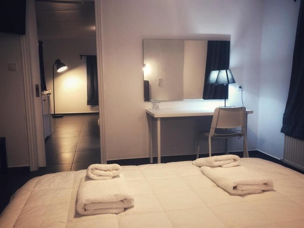 Апартаменти Leonidaion GuestHouse 4*