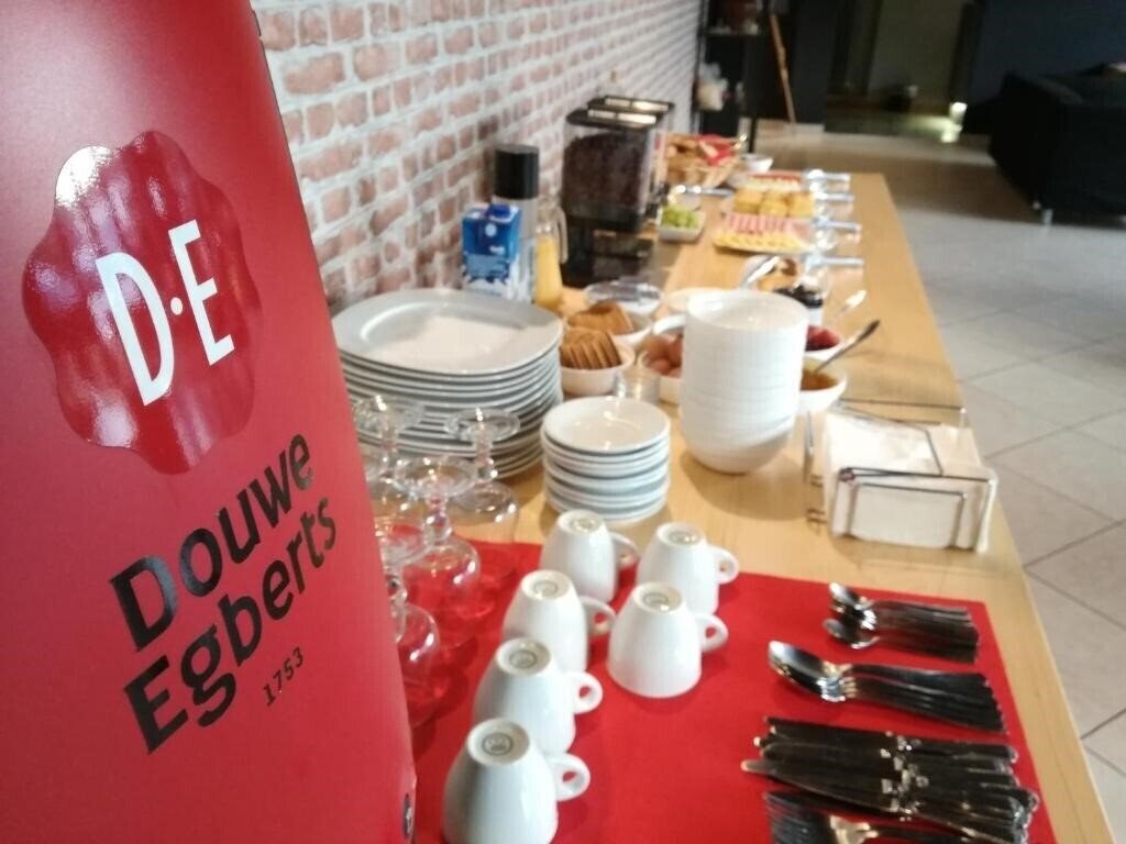 Вид Leonidaion GuestHouse 4*