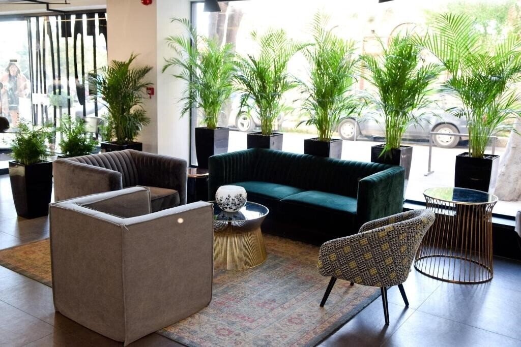 Апартаменты Adonis City 2*