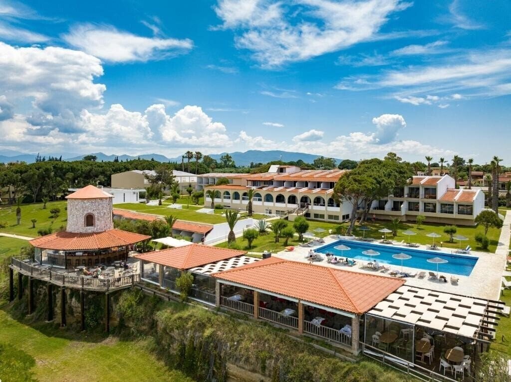 Картинка Pavlina Beach Hotel 4*
