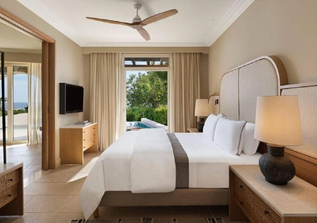 Вид The Westin Resort Сosta Navarino 5*