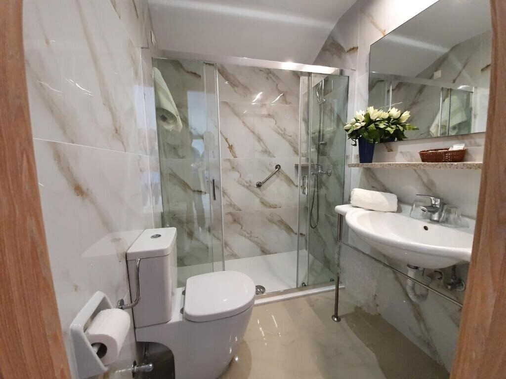 Апартаменты Dolfin Hotel 3*