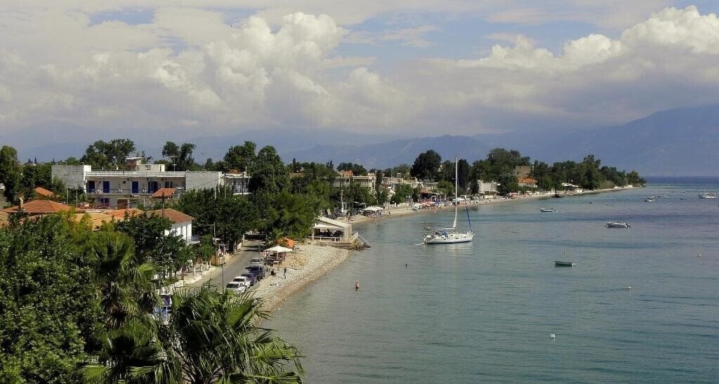 Вид Kiani Akti Hotel 2*