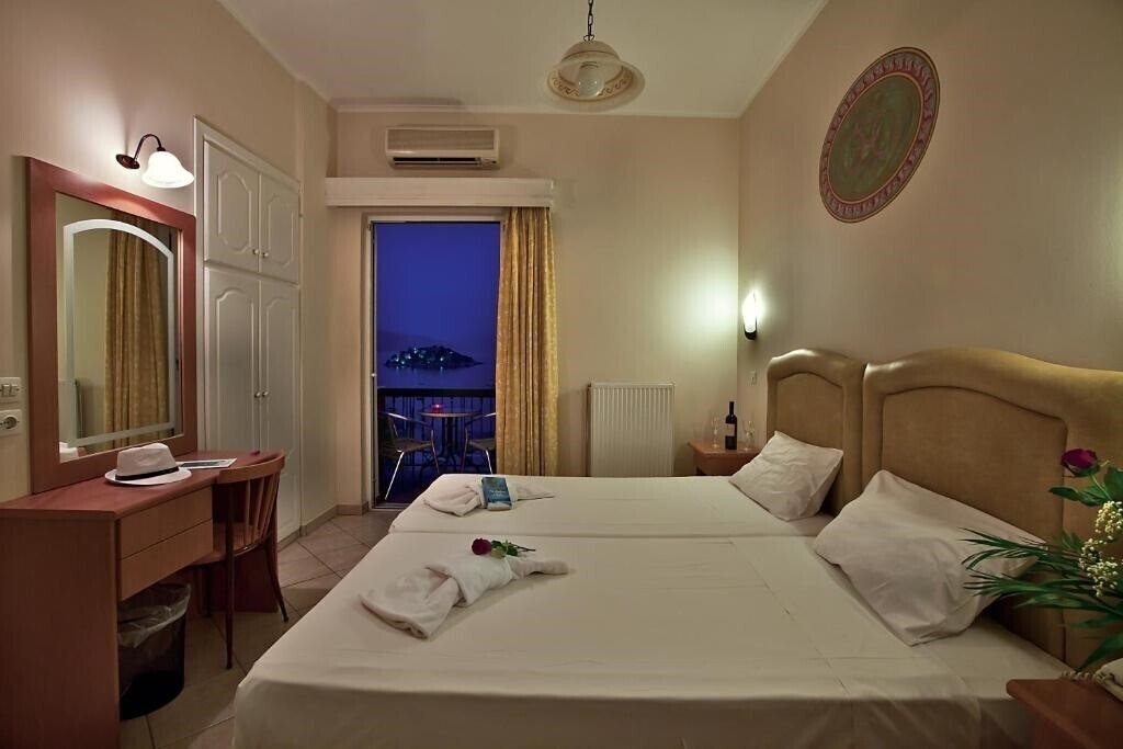 Територія Epidavria Hotel 3*