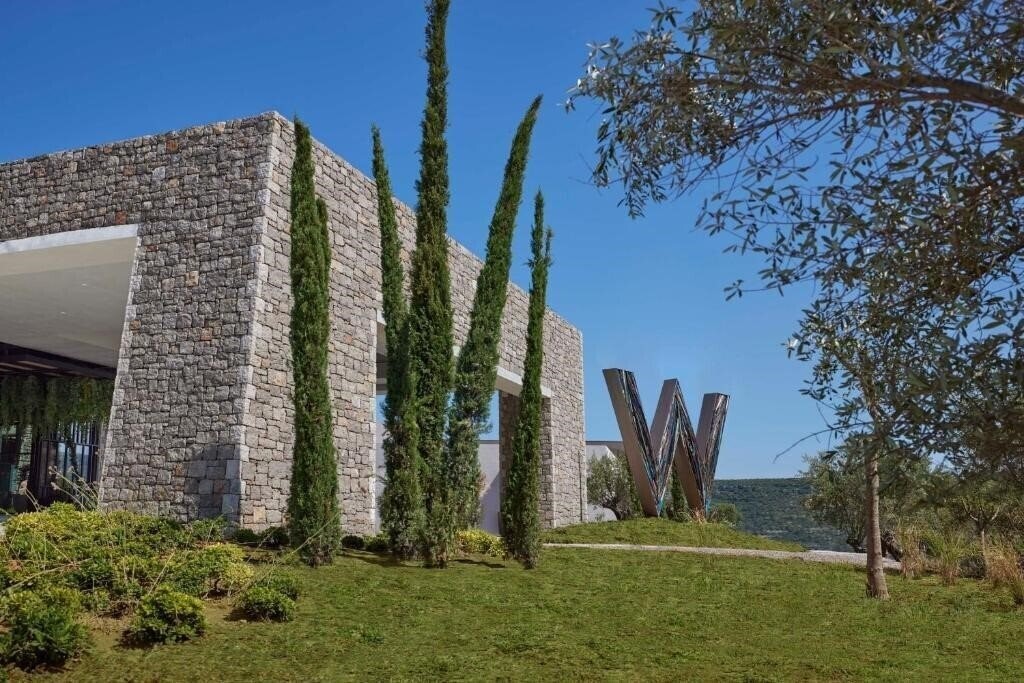 Панорама W Costa Navarino 5*