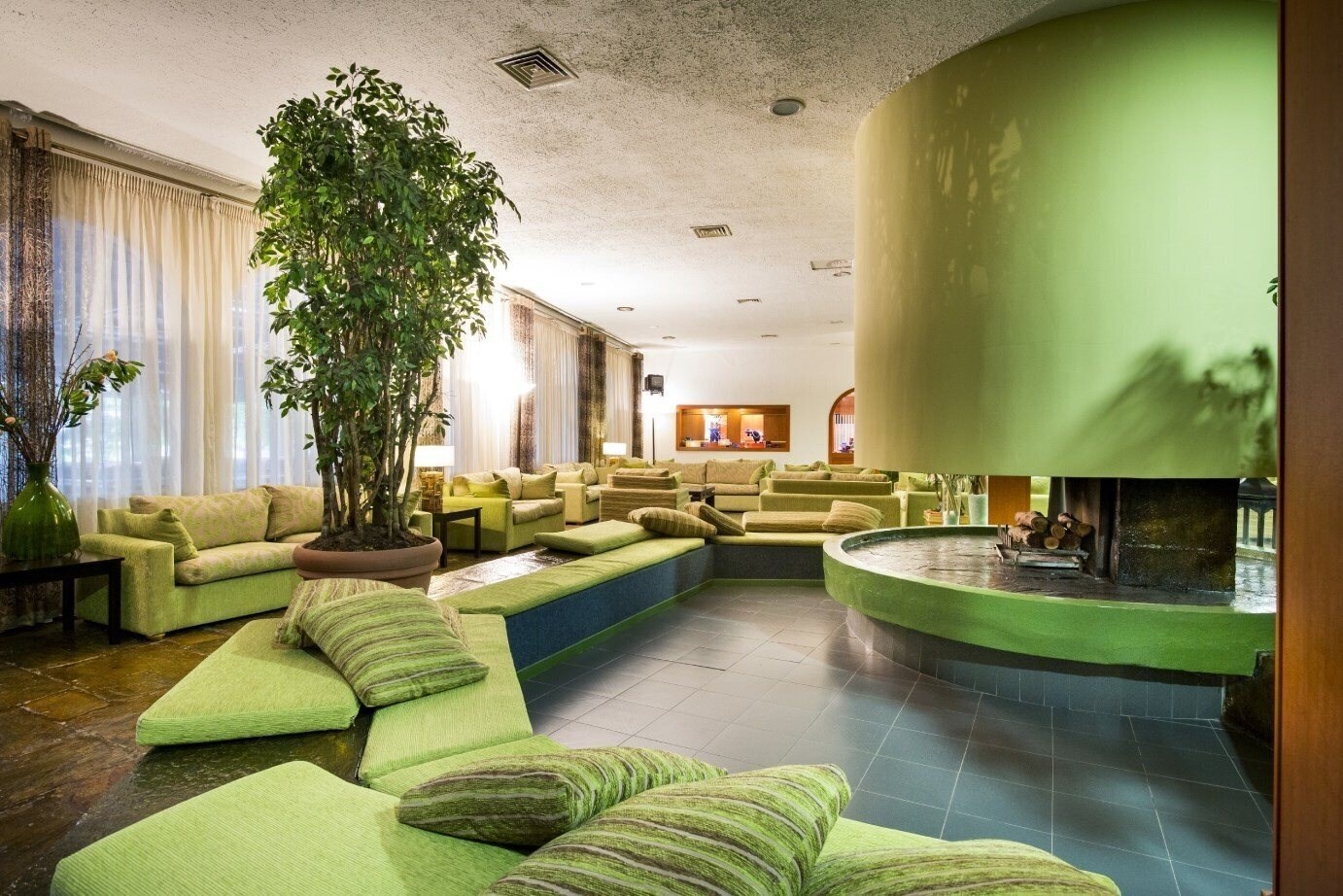 Апартаменты Delphi Beach 4*