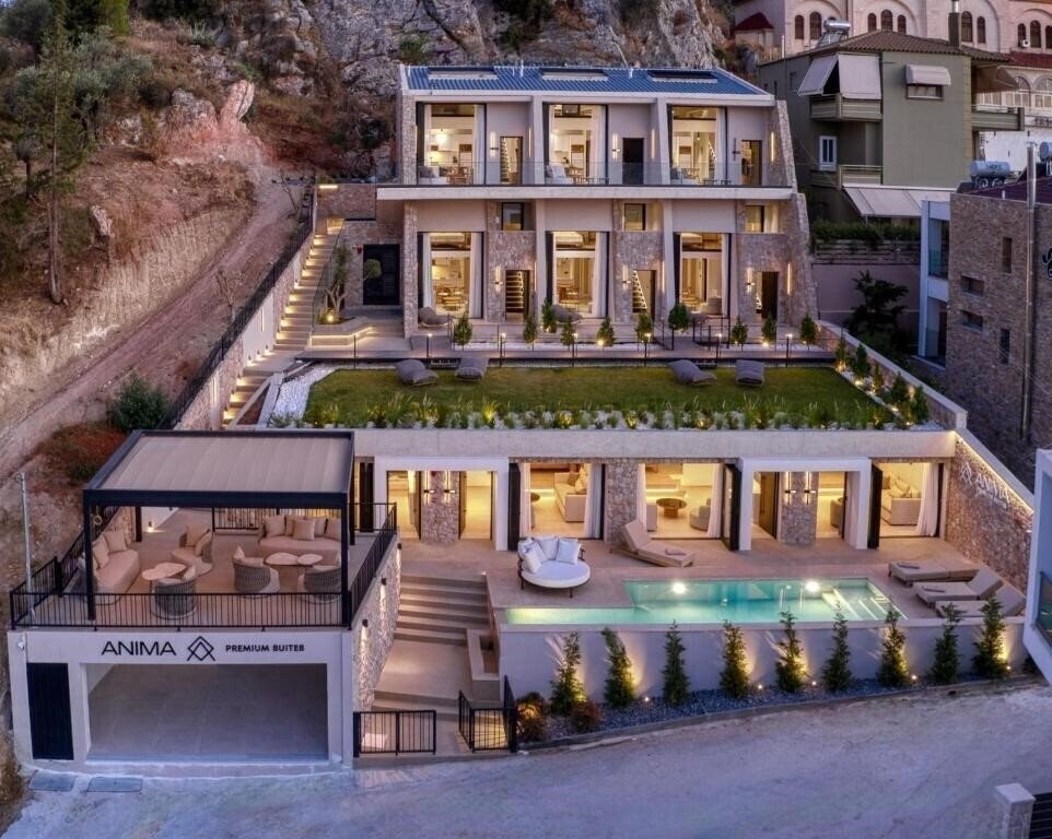 Готель Anima Deluxe Suites 5*