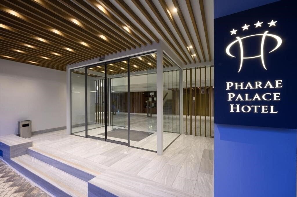 Апартаменти Pharae Palace 4*
