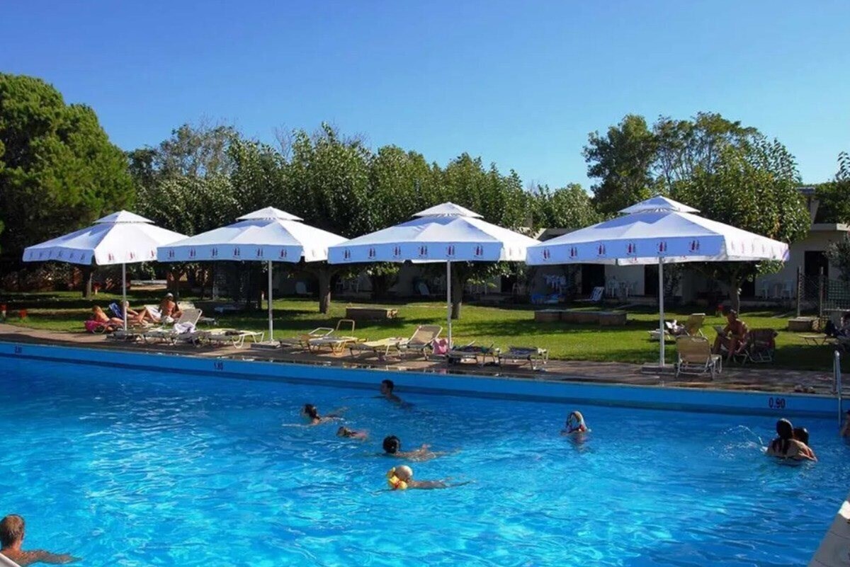 Апартаменты Ionian Beach Bungalows Resort Hotel 4*