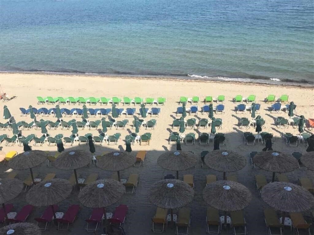 Вид Dion Hotel 2*