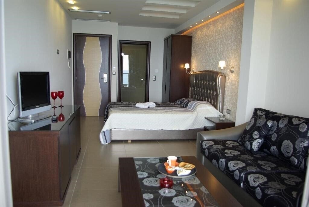 Апартаменты Dion Hotel 2*