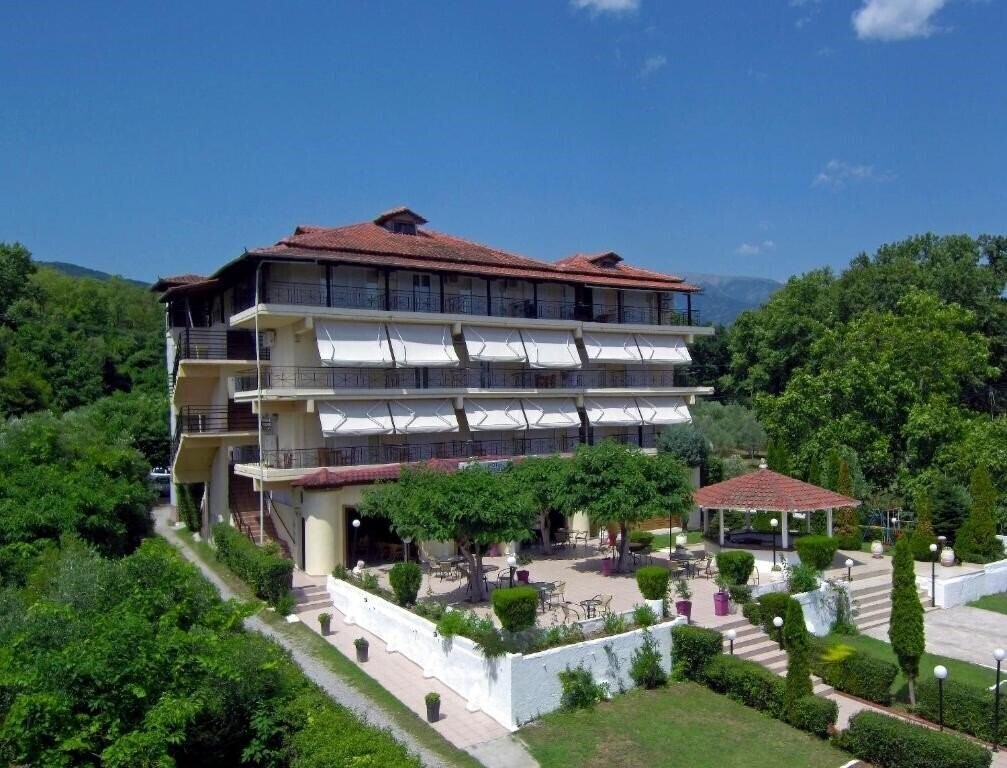 Территория Balogiannis Hotel 2*