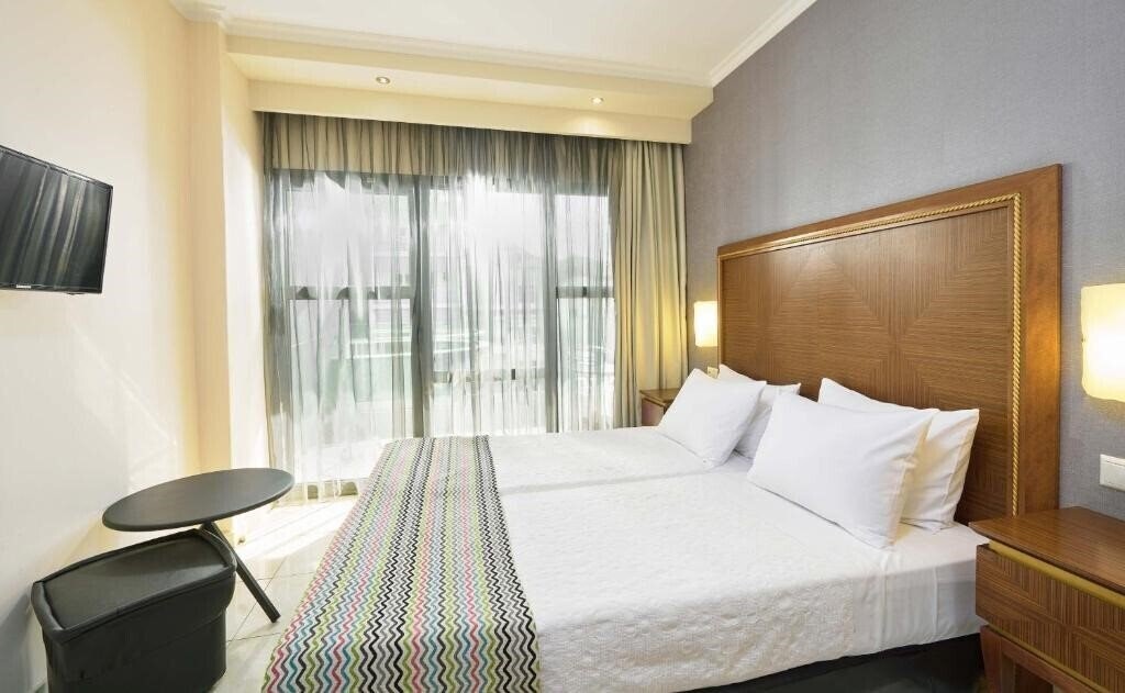 Панорама Mediterranean Resort 4*