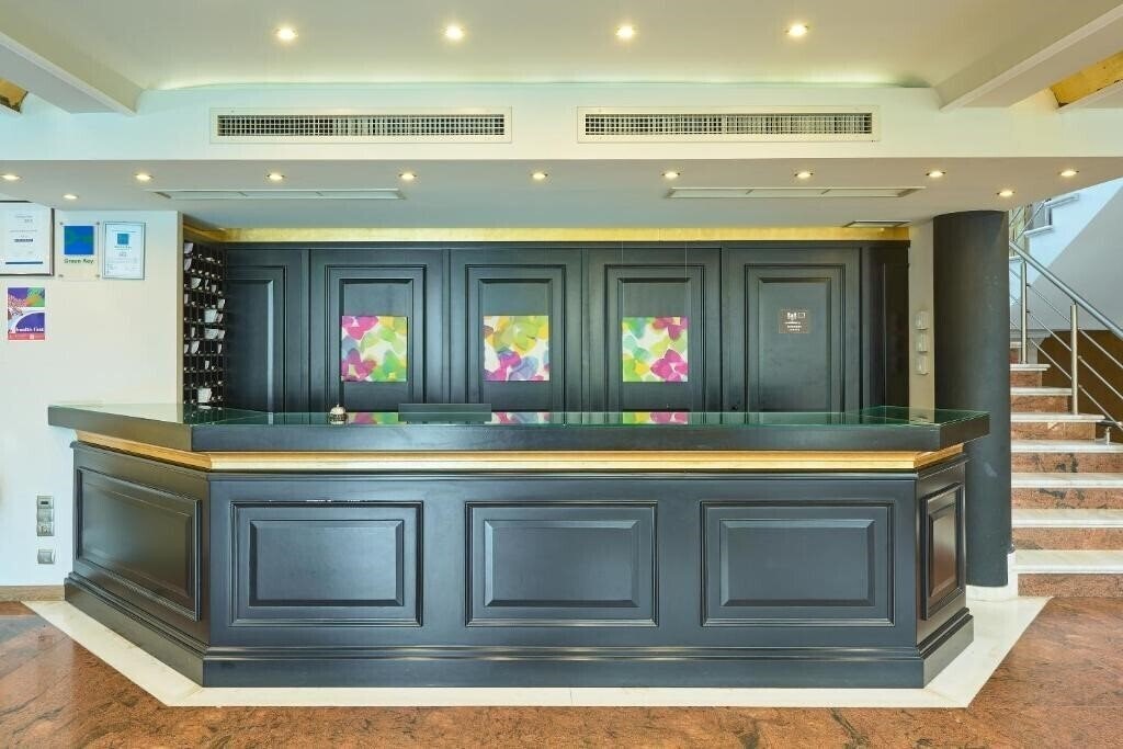 Апартаменты Mediterranean Resort 4*