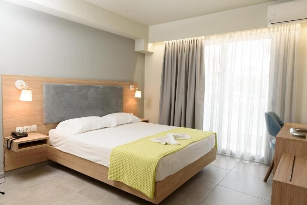 Территория Regina Mare Hotel 3*