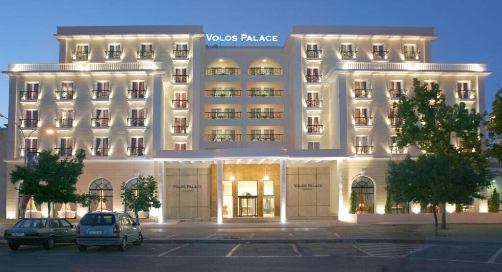 Готель Volos Palace 4*