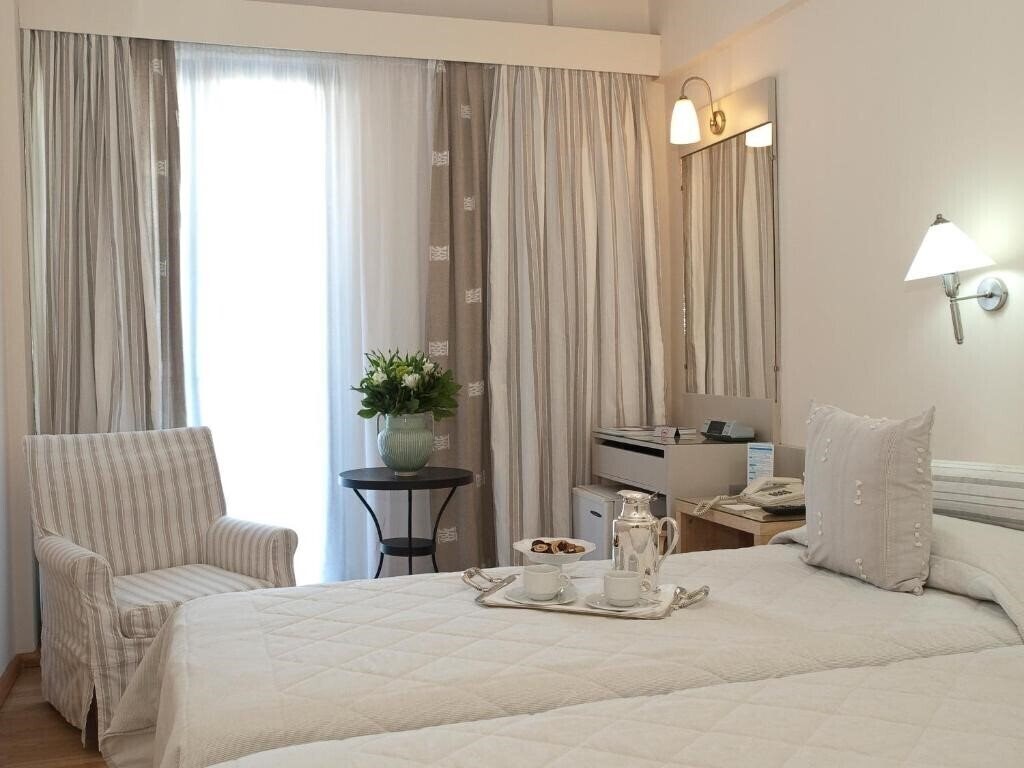 Вид The Park Piraeus 3*
